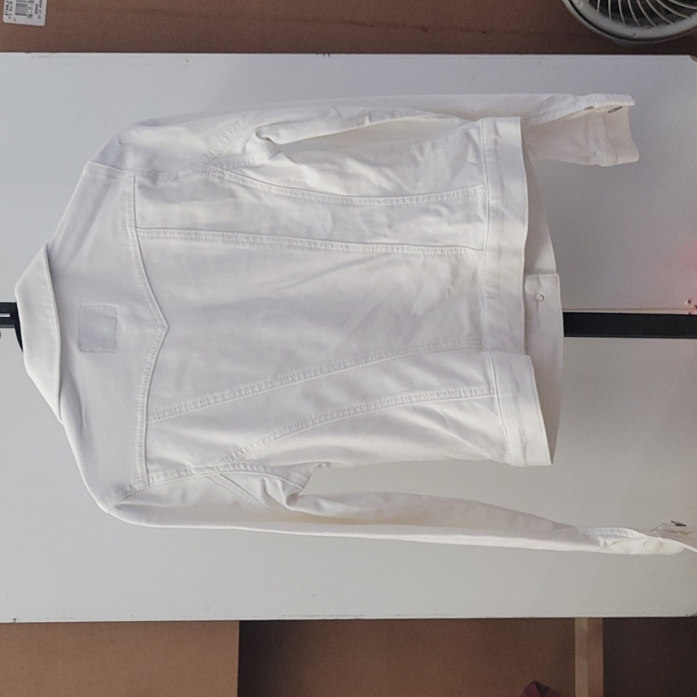 Jessica Simpson jacket. - Picture 4 of 4